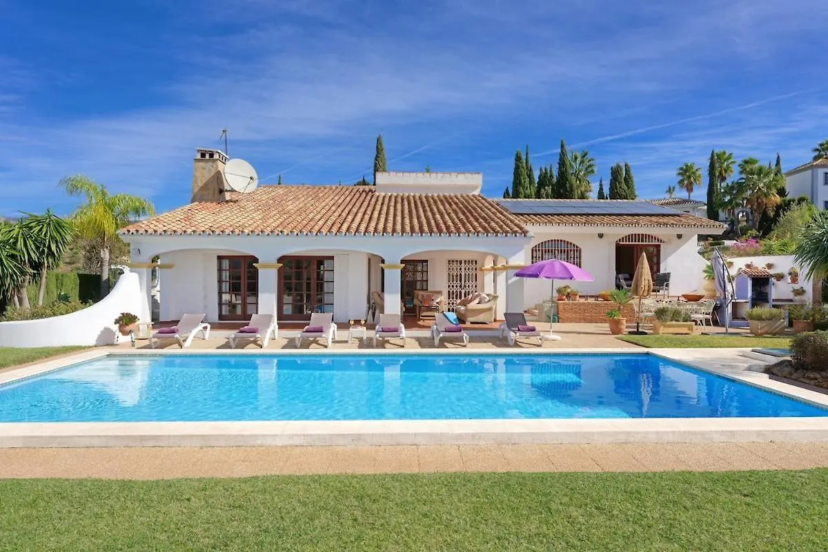 Kontakte von Casa Bryn Gwyn Beautiful Holiday Villa
